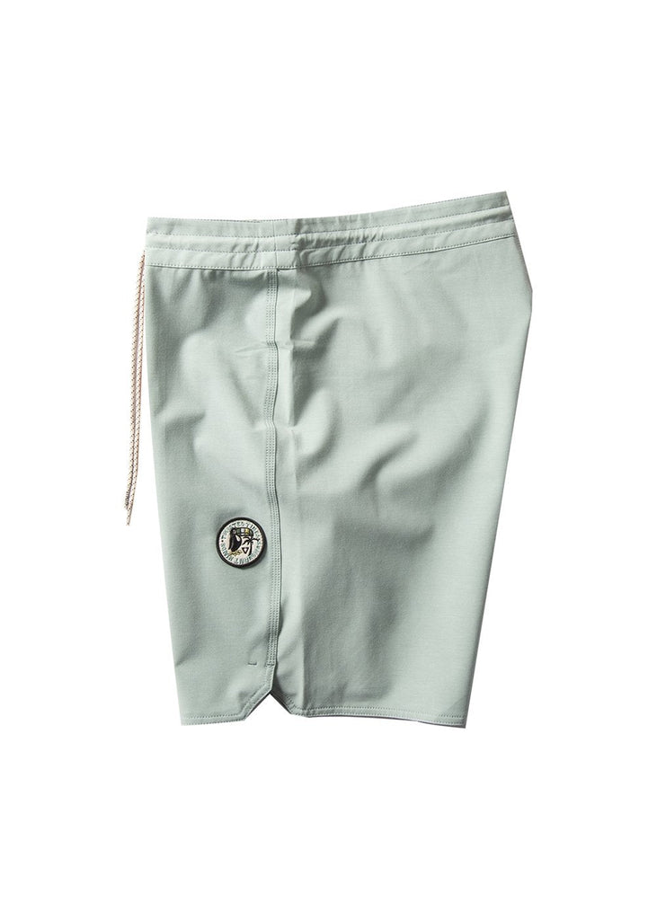 Vissla solid sets 2025 18.5 boardshort