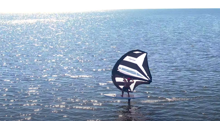 Light Wind Wing Test: Armstrong XPS Lightwind VS F-One Strike CWC V4 Aluula