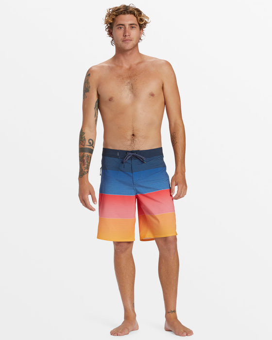 Quiksilver Surfsilk Massive 20 Boardshorts-Monaco Blue