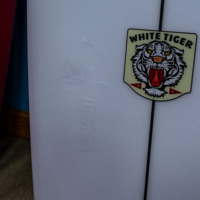 Pyzel White Tiger PU/Poly 5'8" (Blem)