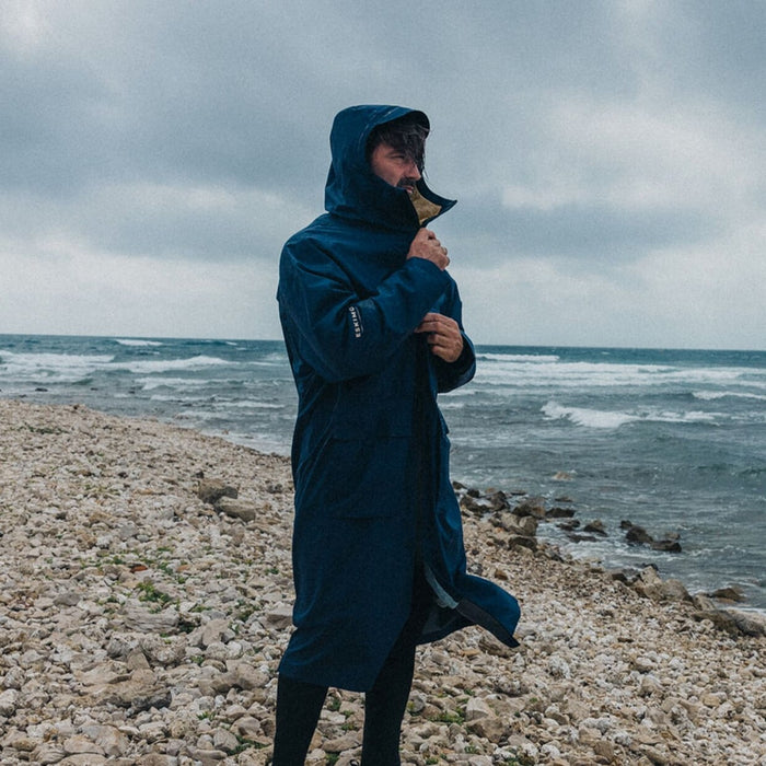 Manera Stormy Poncho-Navy