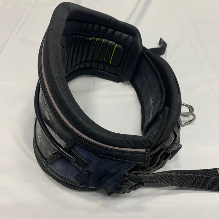 USED Mystic Stealth H2OUT Harness-MED w/Bar-280mm SM/MD