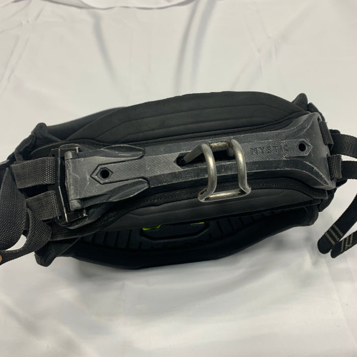 USED Mystic Stealth H2OUT Harness-MED w/Bar-280mm SM/MD