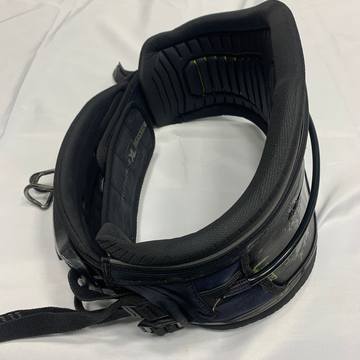 USED Mystic Stealth H2OUT Harness-X-LG w/Bar-320mm LG/XL/XXL