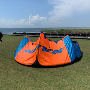 USED Naish S25 Pivot Kite-9m-Deep Blue/Blue/Orange