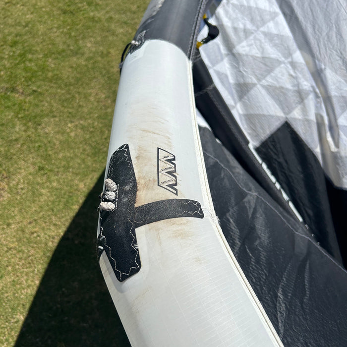 USED Core Nexus 2 Kite-11m-White