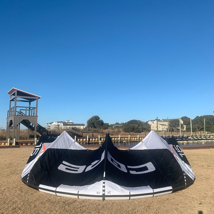 USED Core XR7 Kite-15m-Black