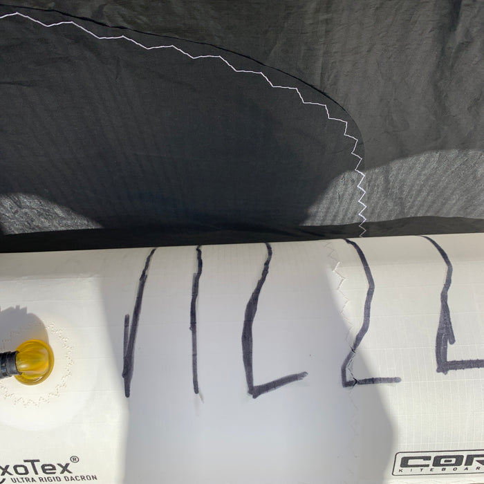 USED Core XR7 Kite-12m-White