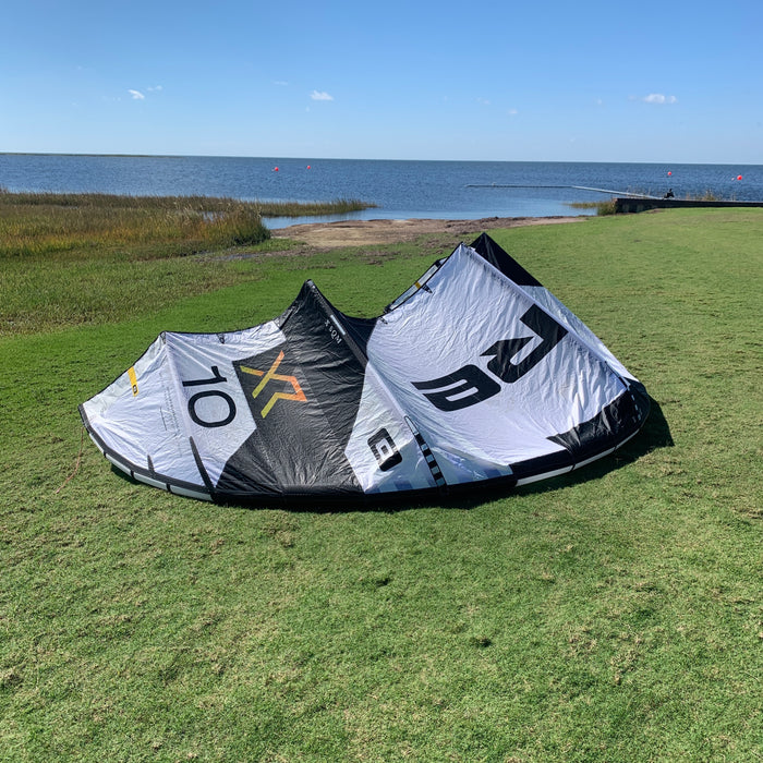 USED Core XR7 Kite-10m-White