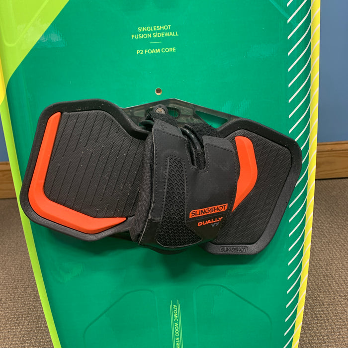 USED Slingshot Dream Rider V1 Kiteboard-150cm w/Straps