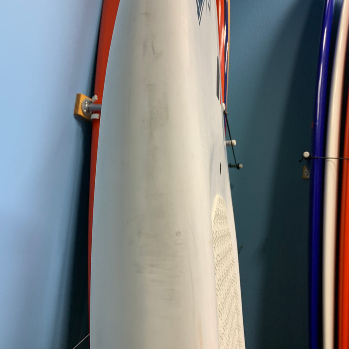 USED Armstrong Wing FG Foilboard-5'11" x 120L