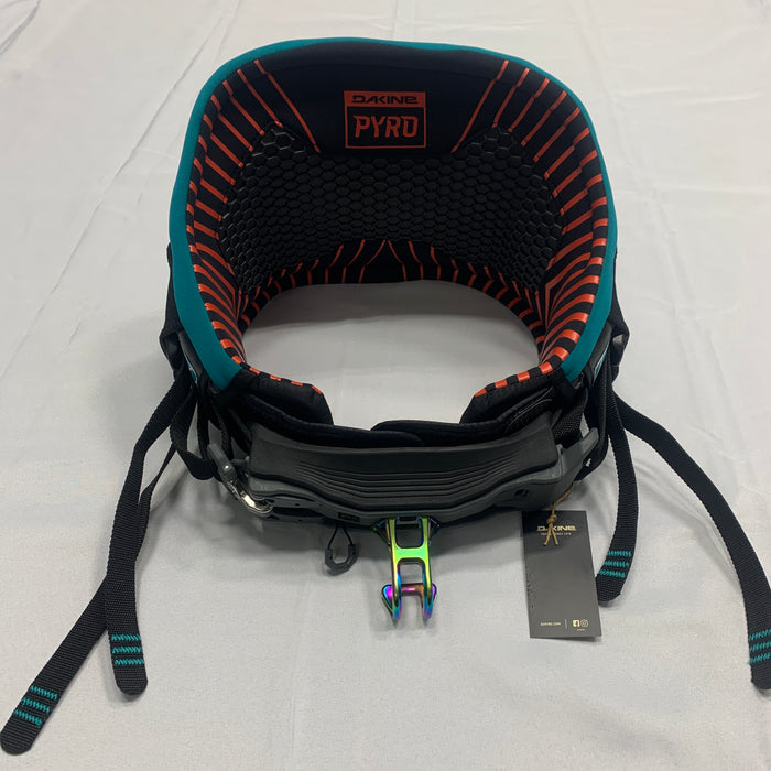 USED Dakine Pyro Harness-Large